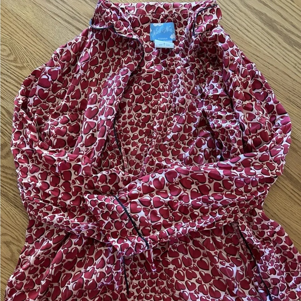 Nick and Nora valentines heart button up